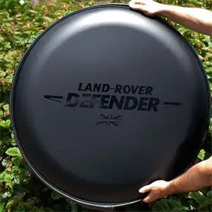 Black Gloss on Matt Black Defender