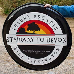 Wheel covers printed in full colour.